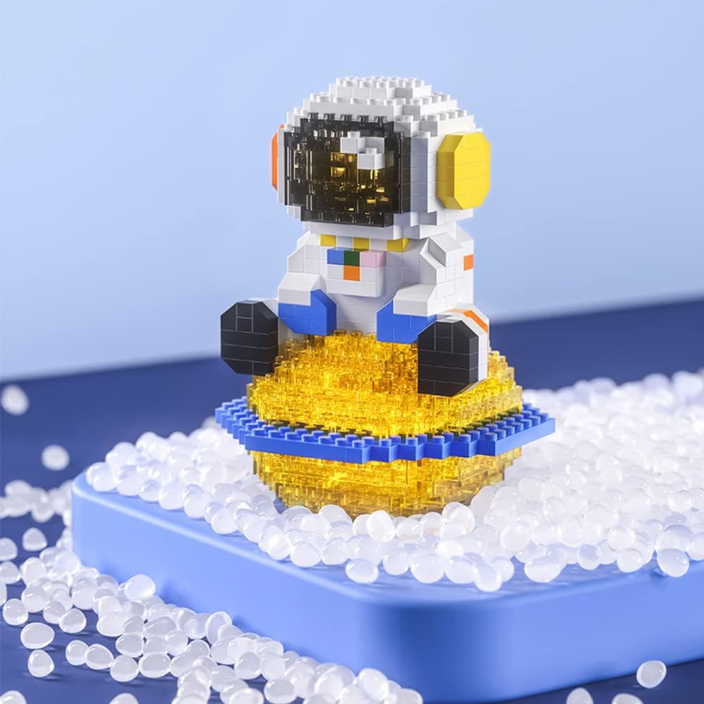 Astronaut Micro Building Block Set