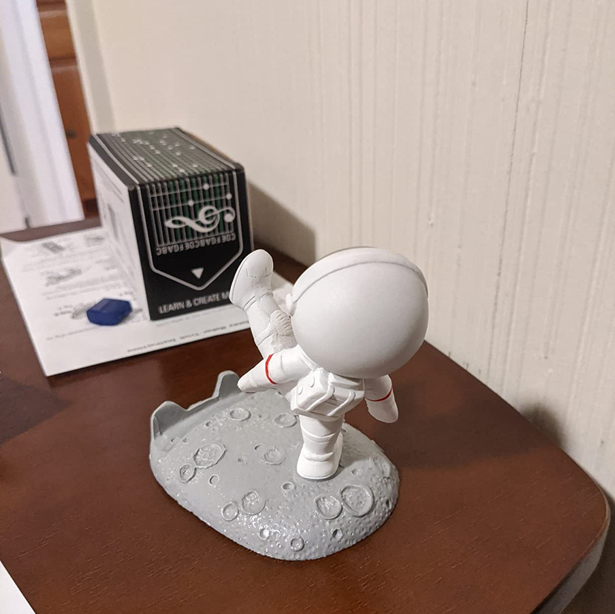 Astronaut Phone Stand Holder