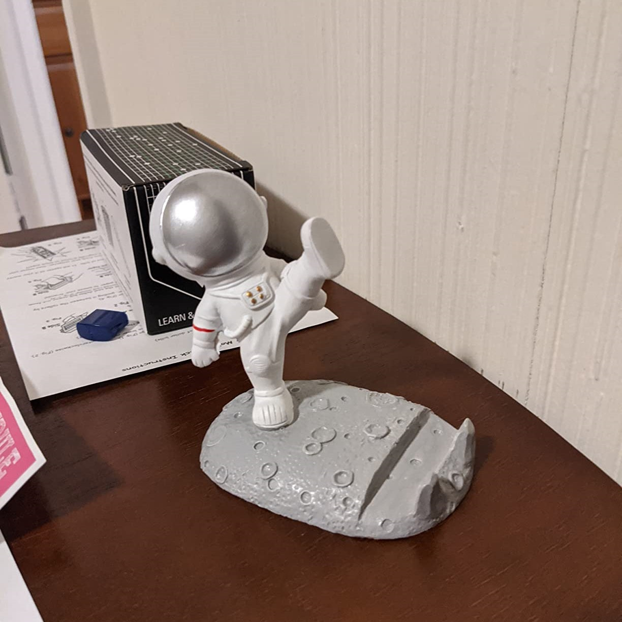Astronaut Phone Stand Holder