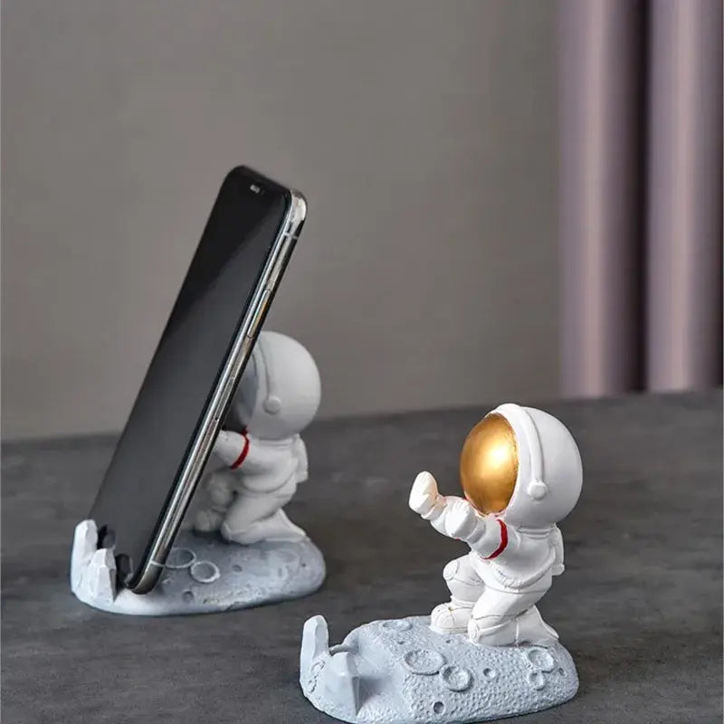 Astronaut Phone Stand Holder
