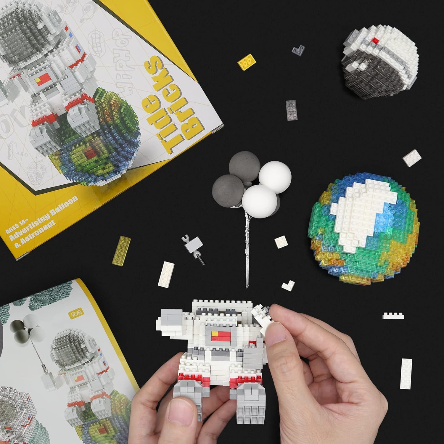 Astronaut Micro Building Block Set