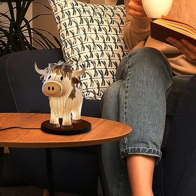 Highland Cow Resin Table Lamp