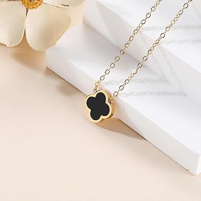 Four Leaf Clover Pendant Necklace