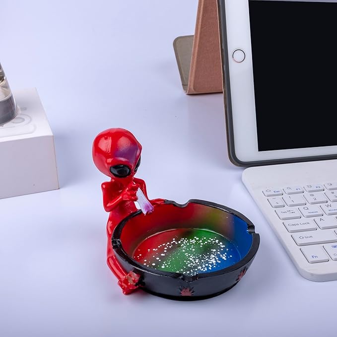 Alien Fantasy Ashtray
