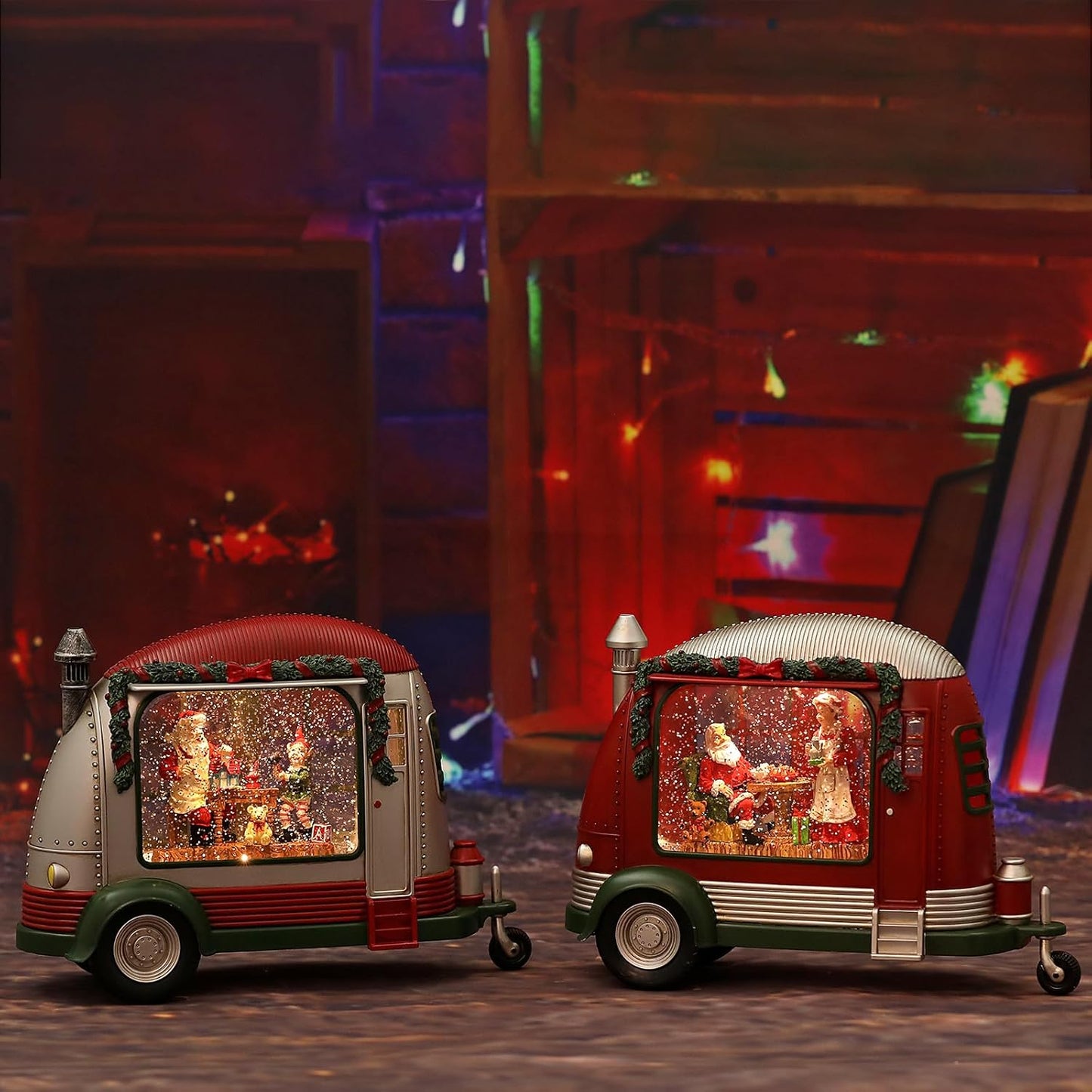 Christmas Snow Globe, RV Santa Claus Couples Scene Snow Globe, Glittering Lantern with Timer, Snow Globe Lantern USB or Battery Powered for Desktop Ornament, Christmas Decoration