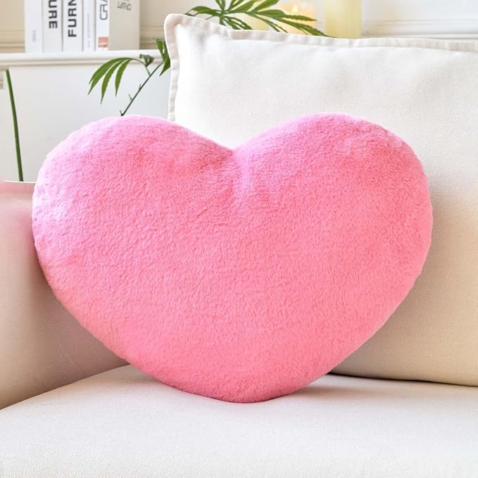 Heart Plush Cushion Set