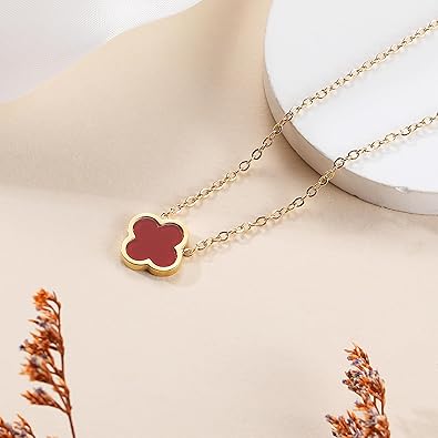 Four Leaf Clover Pendant Necklace