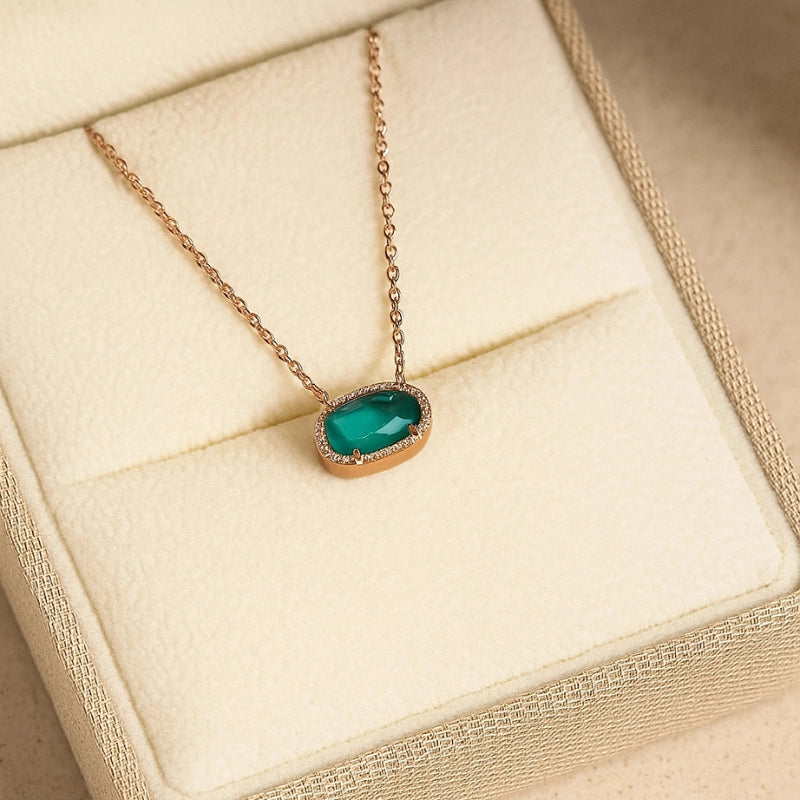 YEEVAA™ London Blue Pendant