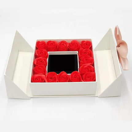 InfiniteBloom™ Rose Gift Box