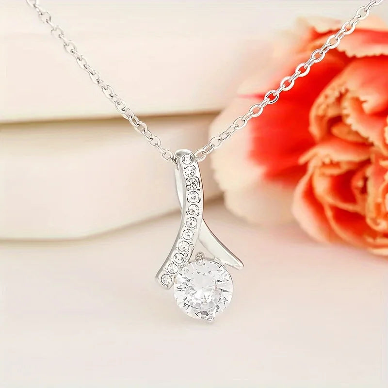 Boyfriend’s Mom Silver Necklace