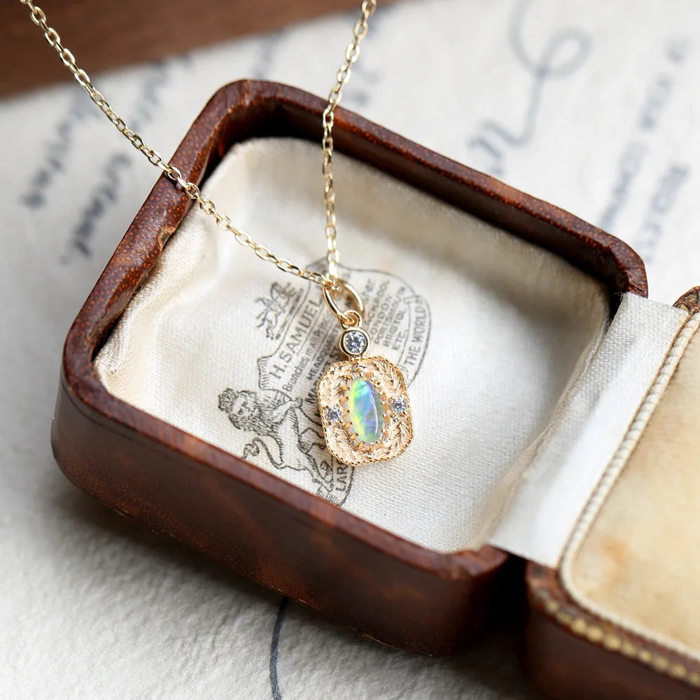 LAMOON™ Vintage Opal Necklace