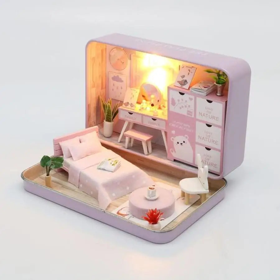 BoxTheater™ Mini Dollhouse Kit