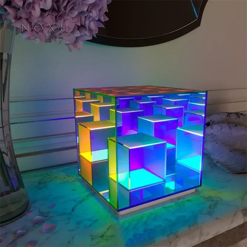 CedricCube™ LED Lamp