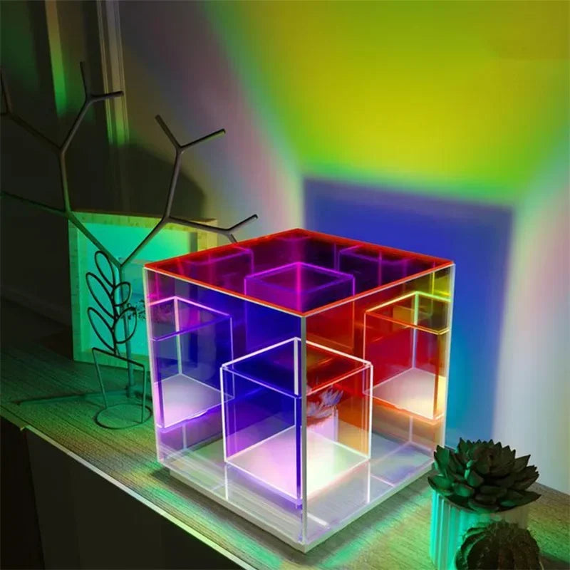 CedricCube LED Lamp