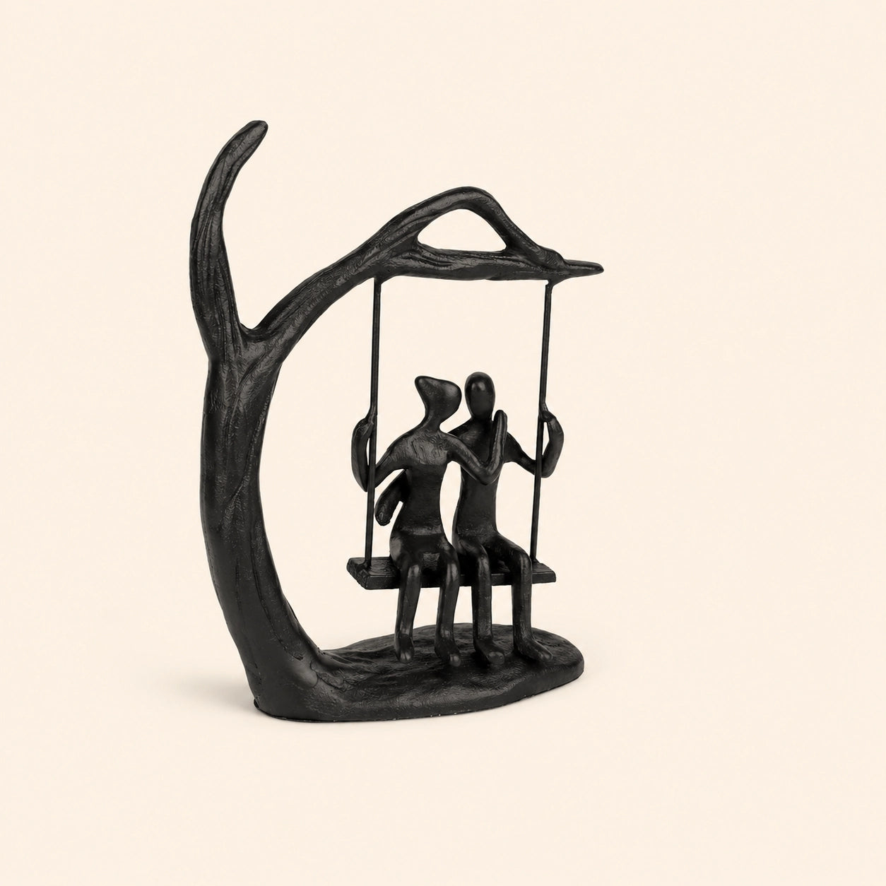 Romantic Couple Iron Sculpture