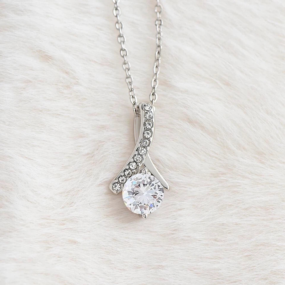 Boyfriend’s Mom Silver Necklace