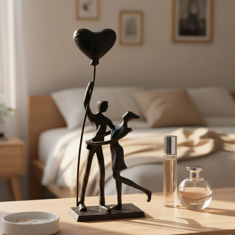 Romantic Couple Iron Sculpture